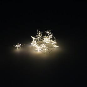 Guirnalda Luces Navidad Estrellas 20 Leds Color Blanco CalidoLuz navidad interiores y exteriores IP44 A Pilas 3AA No Incluida